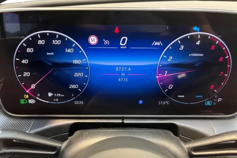 Mercedes-Benz CLE 200 (Clasa CLE) din 2024 cu 8.750 km - oferta MER197714 - foto 9