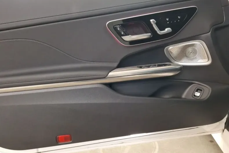 Mercedes-Benz CLE 200 (Clasa CLE) din 2024 cu 10.241 km - oferta MER197715 - foto 11