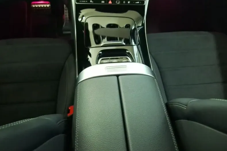 Mercedes-Benz CLE 200 (Clasa CLE) din 2024 cu 10.241 km - oferta MER197715 - foto 15