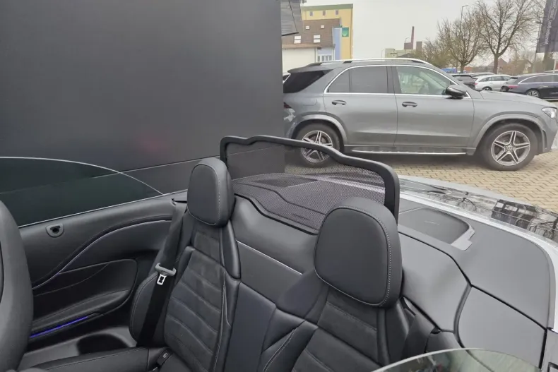 Mercedes-Benz CLE 200 (Clasa CLE) din 2024 cu 10.800 km - oferta MER197716 - foto 12