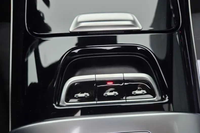 Mercedes-Benz CLE 200 (Clasa CLE) din 2024 cu 10.800 km - oferta MER197716 - foto 23