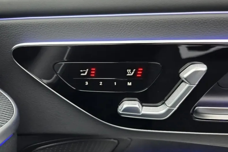 Mercedes-Benz CLE 200 (Clasa CLE) din 2024 cu 10.800 km - oferta MER197716 - foto 24