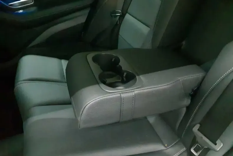 Mercedes-Benz GLE 350 (Clasa GLE) din 2024 cu 30.841 km - oferta MER197729 - foto 6