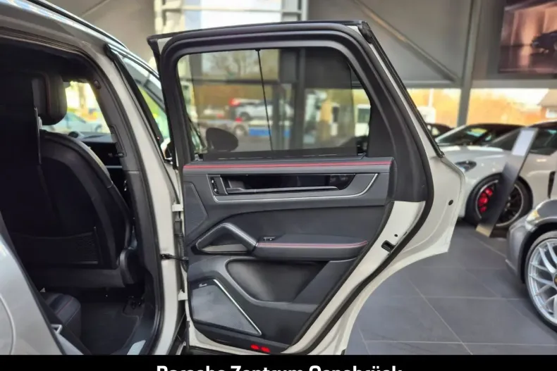 Porsche Cayenne din 2024 cu 84.200 km - oferta POR197730 - foto 30
