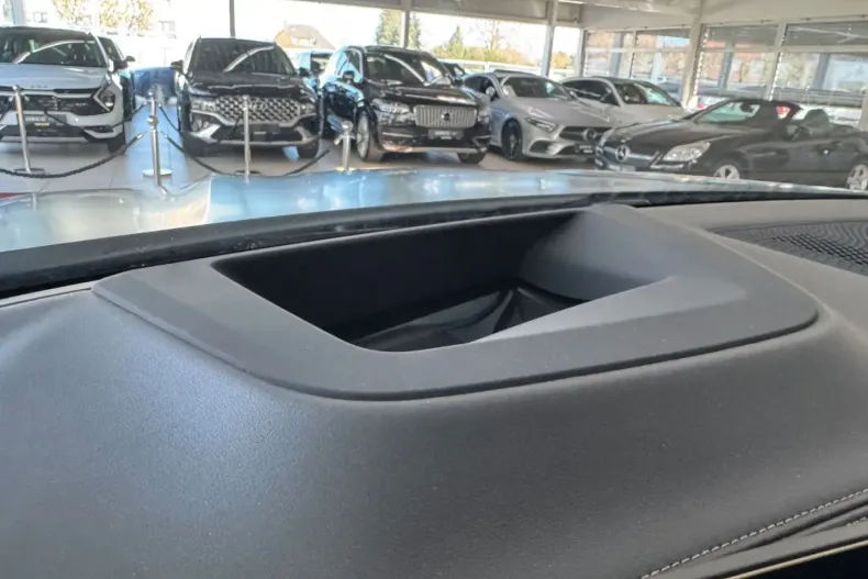 BMW X6 (Seria X) din 2024 cu 24.129 km - oferta BMW197733 - foto 17