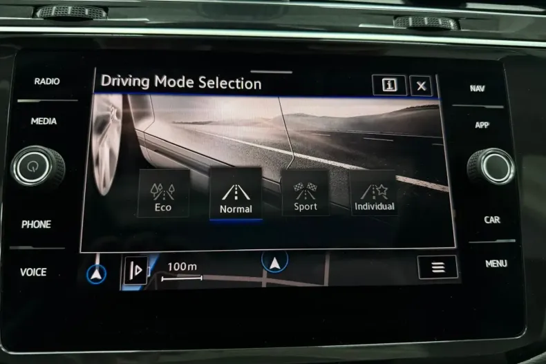 Volkswagen Tiguan din 2021 cu 52.250 km - oferta VOL197736 - foto 32