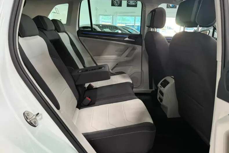 Volkswagen Tiguan din 2021 cu 52.250 km - oferta VOL197736 - foto 34