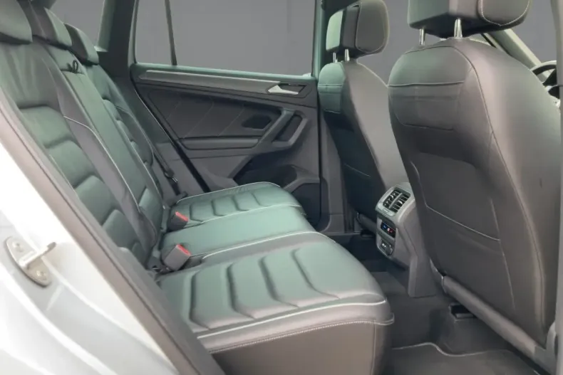 Volkswagen Tiguan din 2022 cu 98.550 km - oferta VOL197738 - foto 12