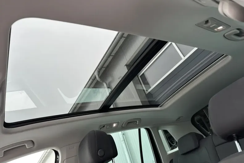 Volkswagen Tiguan din 2021 cu 88.450 km - oferta VOL197739 - foto 9