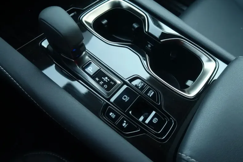 Lexus RX 450 din 2024 cu 42.080 km - oferta LEX197746 - foto 13