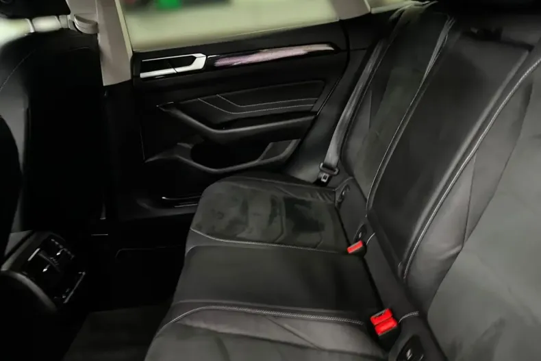 Volkswagen Arteon din 2021 cu 61.778 km - oferta VOL197749 - foto 8