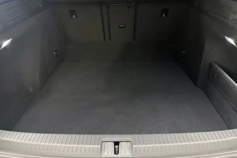 Volkswagen Arteon din 2021 cu 61.778 km - oferta VOL197749 - foto 12