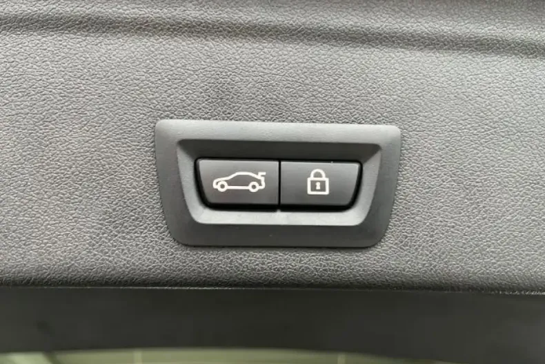 BMW X6 (Seria X) din 2023 cu 28.200 km - oferta BMW197750 - foto 16