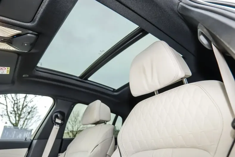 BMW X6 (Seria X) din 2022 cu 27.198 km - oferta BMW197751 - foto 7