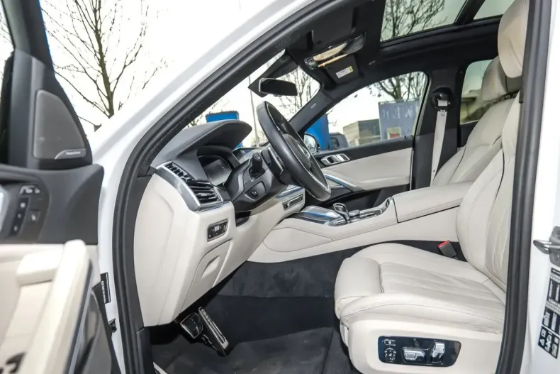 BMW X6 (Seria X) din 2022 cu 27.198 km - oferta BMW197751 - foto 8