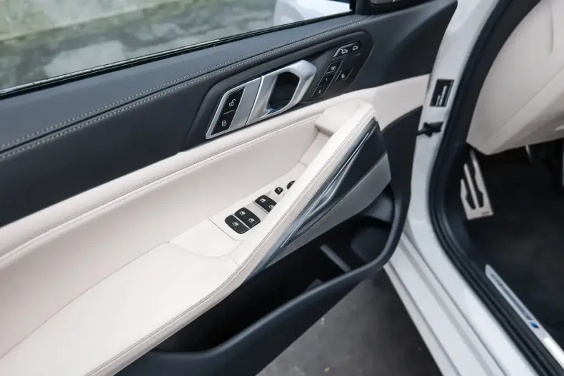 BMW X6 (Seria X) din 2022 cu 27.198 km - oferta BMW197751 - foto 19