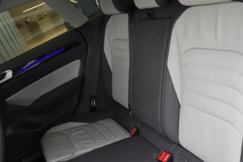 Volkswagen Arteon din 2021 cu 40.866 km - oferta VOL197753 - foto 15