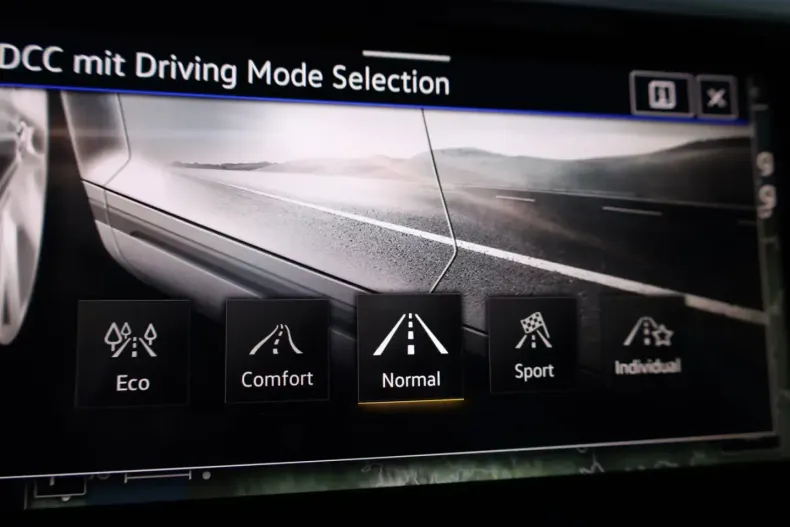 Volkswagen Arteon din 2021 cu 40.866 km - oferta VOL197753 - foto 19