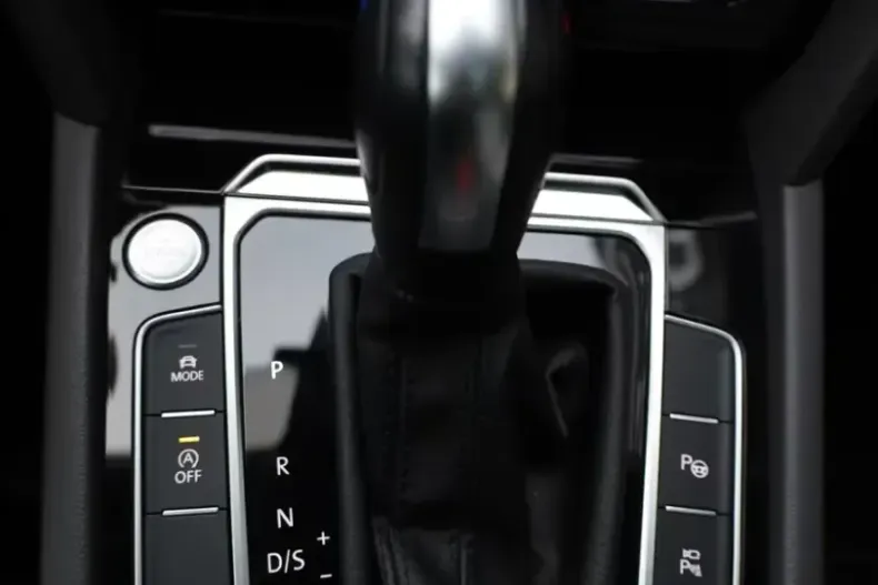 Volkswagen Arteon din 2021 cu 40.866 km - oferta VOL197753 - foto 22