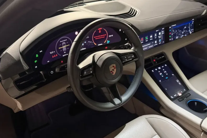 Porsche Taycan din 2023 cu 30.000 km - oferta POR197754 - foto 12