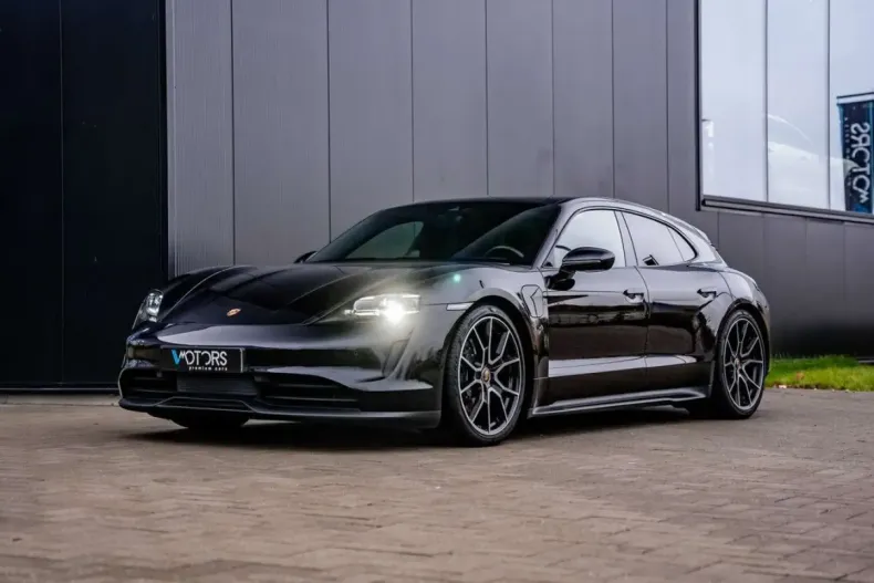 Porsche Taycan din 2023 cu 68.178 km - oferta POR197755 - foto 5