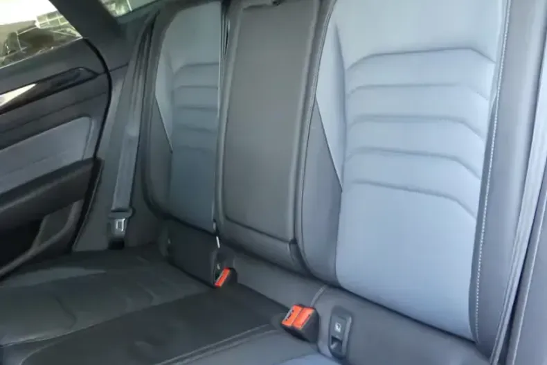 Volkswagen Arteon din 2021 cu 52.950 km - oferta VOL197757 - foto 10