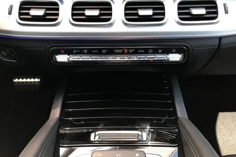 Mercedes-Benz GLE 53 AMG (Clasa GLE) din 2023 cu 35.251 km - oferta MER197759 - foto 14