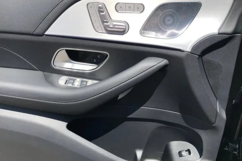 Mercedes-Benz GLE 53 AMG (Clasa GLE) din 2023 cu 35.251 km - oferta MER197759 - foto 16