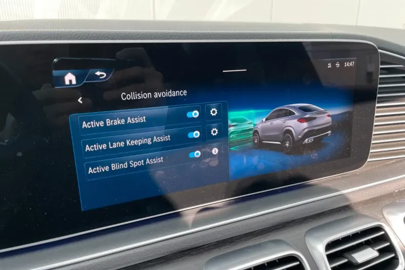 Mercedes-Benz GLE 53 AMG (Clasa GLE) din 2024 cu 29.857 km - oferta MER197760 - foto 17