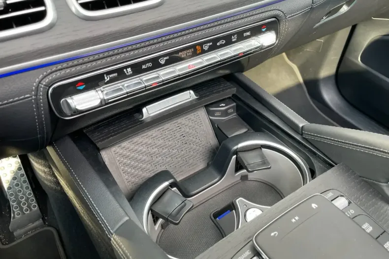 Mercedes-Benz GLE 53 AMG (Clasa GLE) din 2024 cu 29.857 km - oferta MER197760 - foto 25