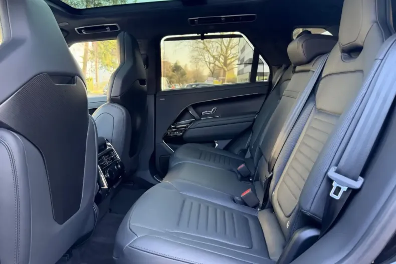 Land Rover Range Rover Sport din 2024 cu 2.100 km - oferta LAN197766 - foto 8