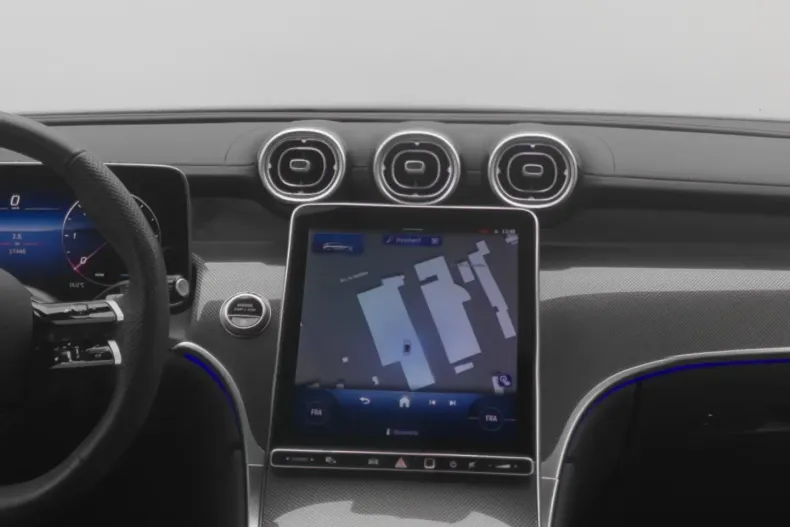 Mercedes-Benz GLC 300 (Clasa GLC) din 2025 cu 17.445 km - oferta MER197767 - foto 18