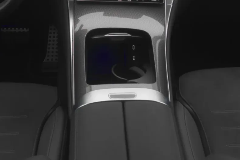 Mercedes-Benz GLC 300 (Clasa GLC) din 2025 cu 17.445 km - oferta MER197767 - foto 19