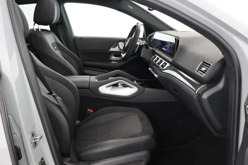 Mercedes-Benz GLE 63 AMG (Clasa GLE) din 2024 cu 18.900 km - oferta MER197768 - foto 9