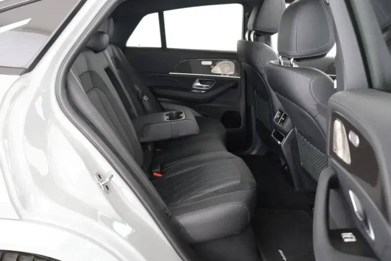 Mercedes-Benz GLE 63 AMG (Clasa GLE) din 2024 cu 18.900 km - oferta MER197768 - foto 14