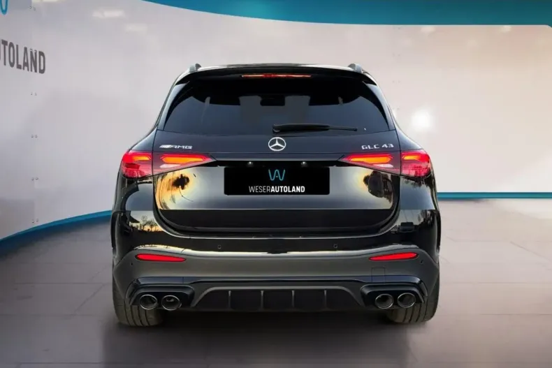 Mercedes-Benz GLC 43 AMG (Clasa GLC) din 2025 cu 12.500 km - oferta MER197776 - foto 4