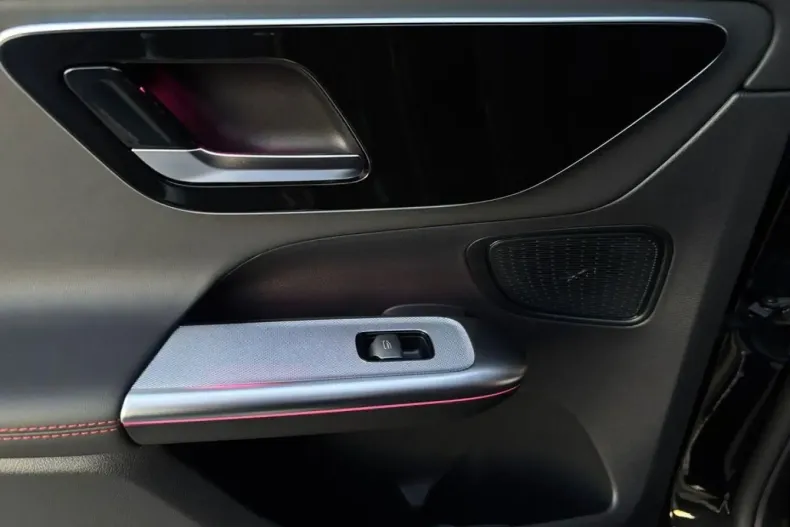 Mercedes-Benz GLC 43 AMG (Clasa GLC) din 2025 cu 12.500 km - oferta MER197776 - foto 28