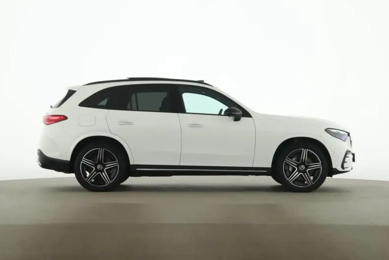 Mercedes-Benz GLC 400 (Clasa GLC) din 2023 cu 22.800 km - oferta MER197777 - foto 6