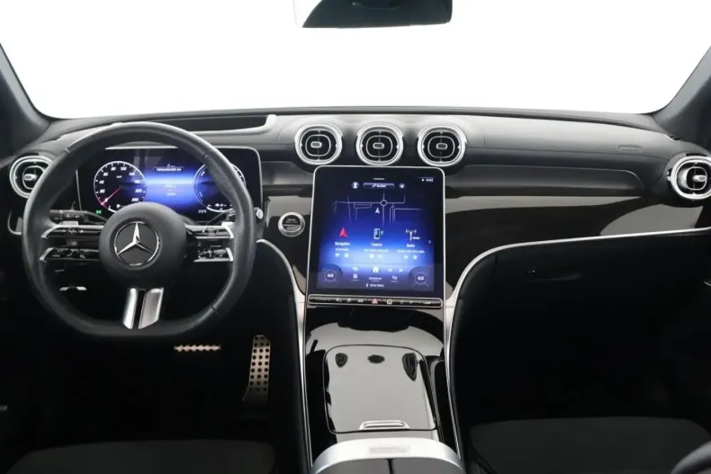 Mercedes-Benz GLC 400 (Clasa GLC) din 2023 cu 22.800 km - oferta MER197777 - foto 9
