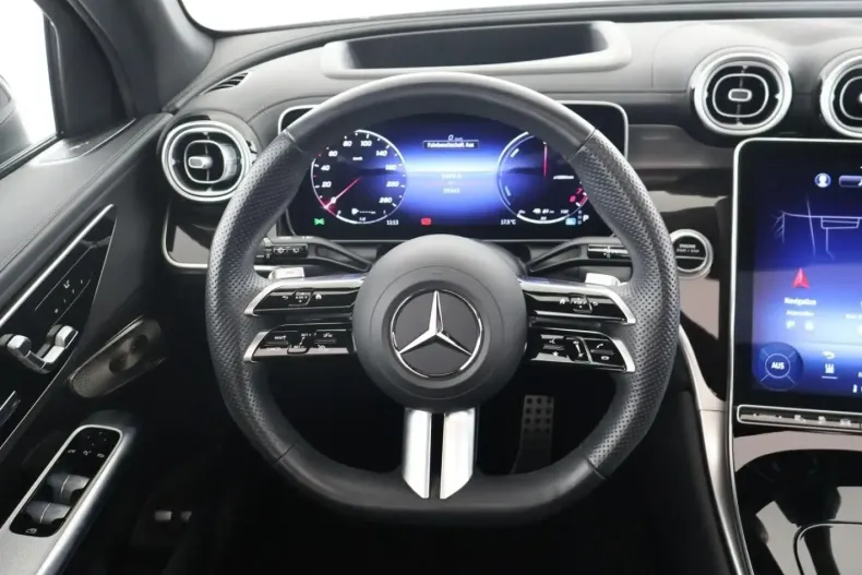Mercedes-Benz GLC 400 (Clasa GLC) din 2023 cu 22.800 km - oferta MER197777 - foto 10
