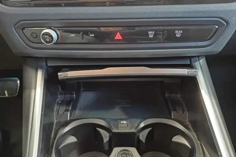 BMW 320 (Seria 3) din 2023 cu 82.313 km - oferta BMW197781 - foto 15