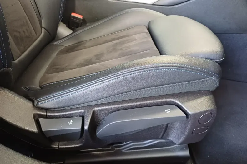 BMW 320 (Seria 3) din 2023 cu 82.313 km - oferta BMW197781 - foto 29