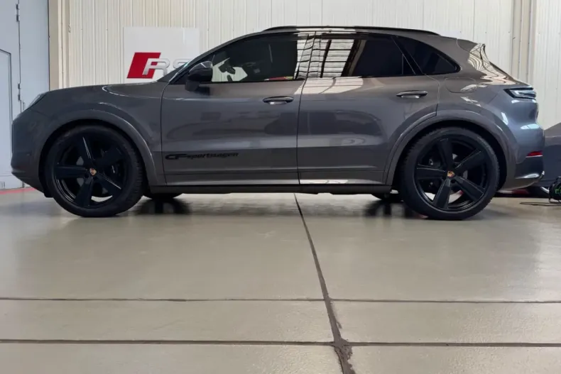 Porsche Cayenne din 2025 cu 23.900 km - oferta POR197785 - foto 6