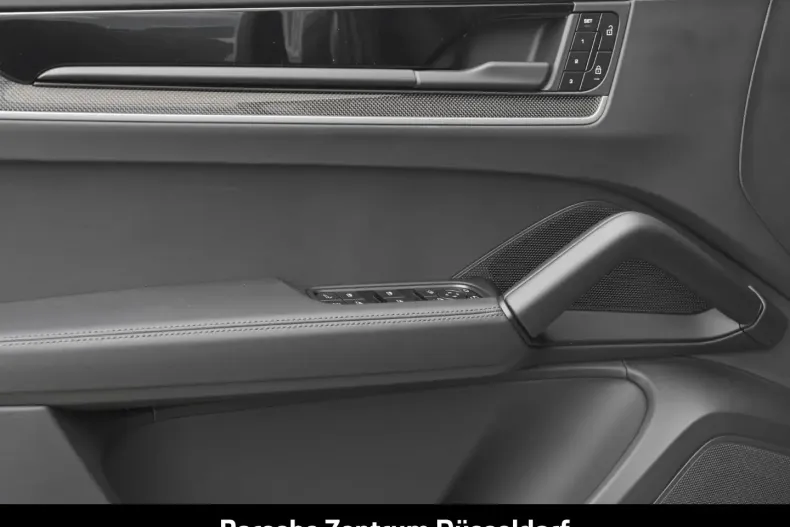 Porsche Cayenne din 2025 cu 19.900 km - oferta POR197786 - foto 12