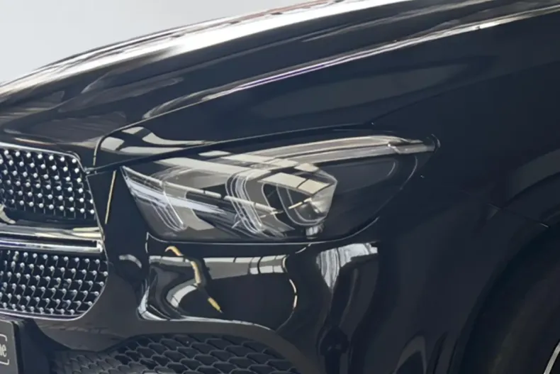 Mercedes-Benz GLE 400 (Clasa GLE) din 2023 cu 27.200 km - oferta MER197788 - foto 3