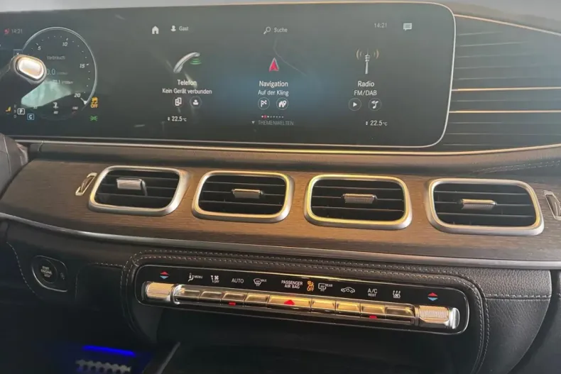 Mercedes-Benz GLE 400 (Clasa GLE) din 2023 cu 27.200 km - oferta MER197788 - foto 10