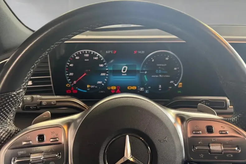 Mercedes-Benz GLE 400 (Clasa GLE) din 2023 cu 27.200 km - oferta MER197788 - foto 11