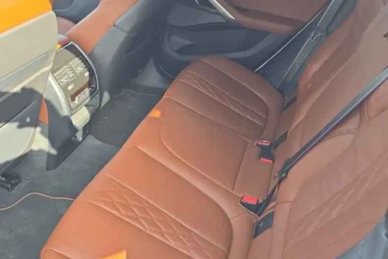 BMW X6 (Seria X) din 2023 cu 51.217 km - oferta BMW197789 - foto 8