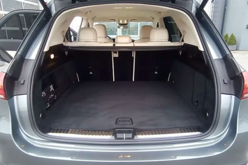 Mercedes-Benz GLE 400 (Clasa GLE) din 2022 cu 22.950 km - oferta MER197791 - foto 7