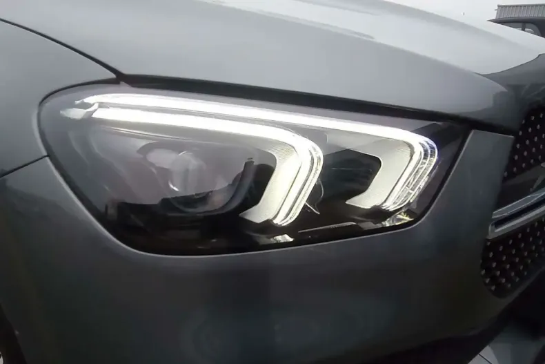 Mercedes-Benz GLE 400 (Clasa GLE) din 2022 cu 22.950 km - oferta MER197791 - foto 17